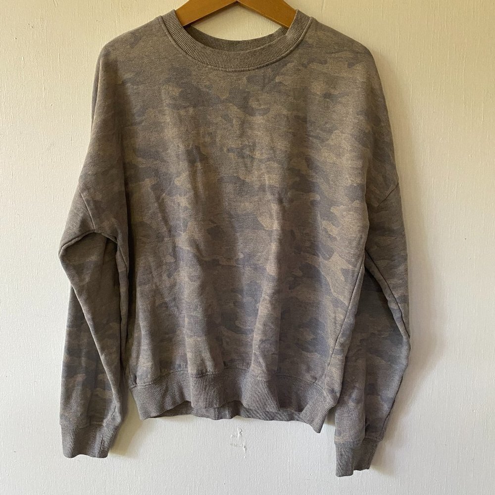 Kyodan Camo Sweatshirt Size XS Gray Boxy Grunge Military Urban Chic Indie